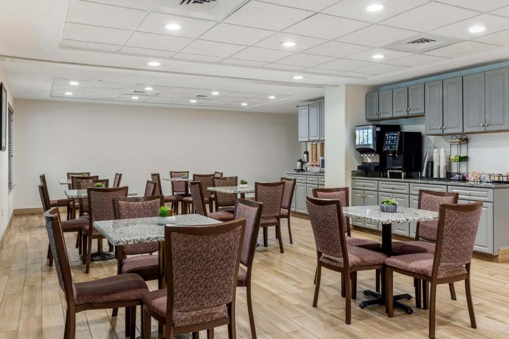 Best Western Plus New England Inn & Suites